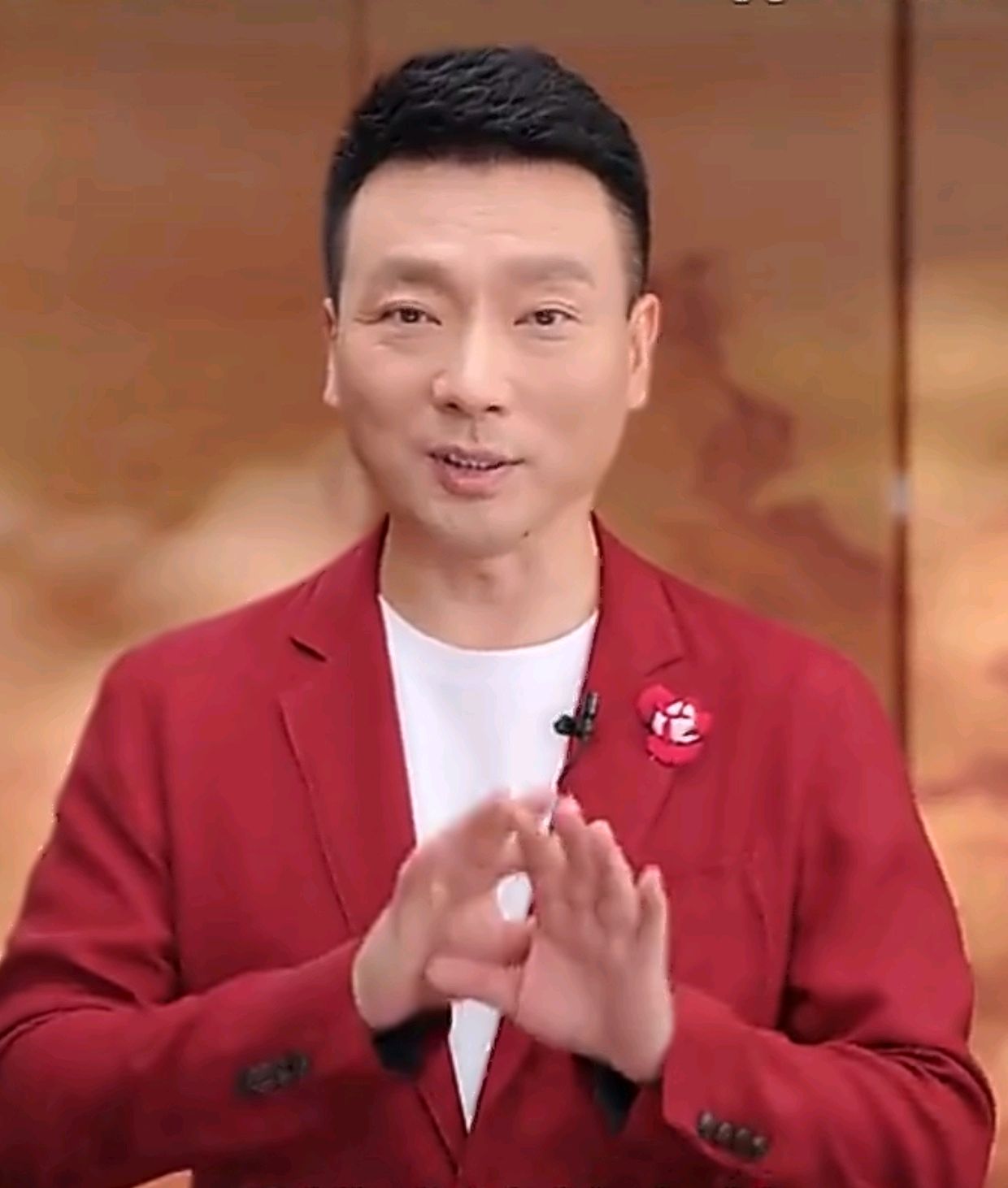 年龄大了怎么发朋友圈，最简单的发朋友圈的话